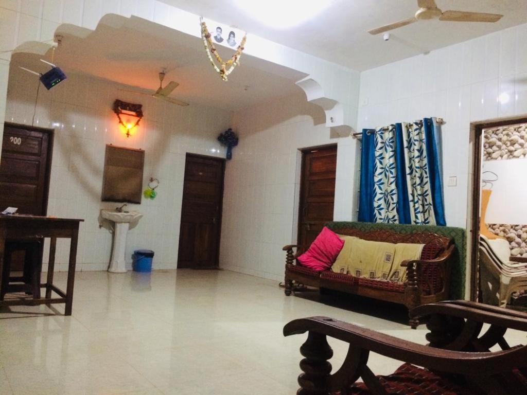 Prakash Holiday Inn Arambol Buitenkant foto